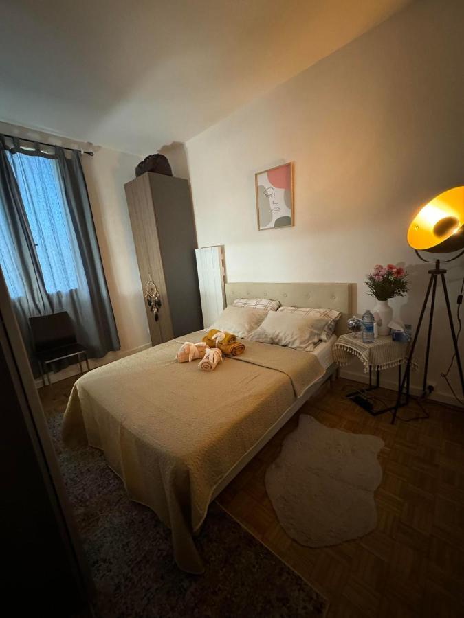 Near Castle Of Versailles Cozy Room With Breakfast And Parking Kültér fotó