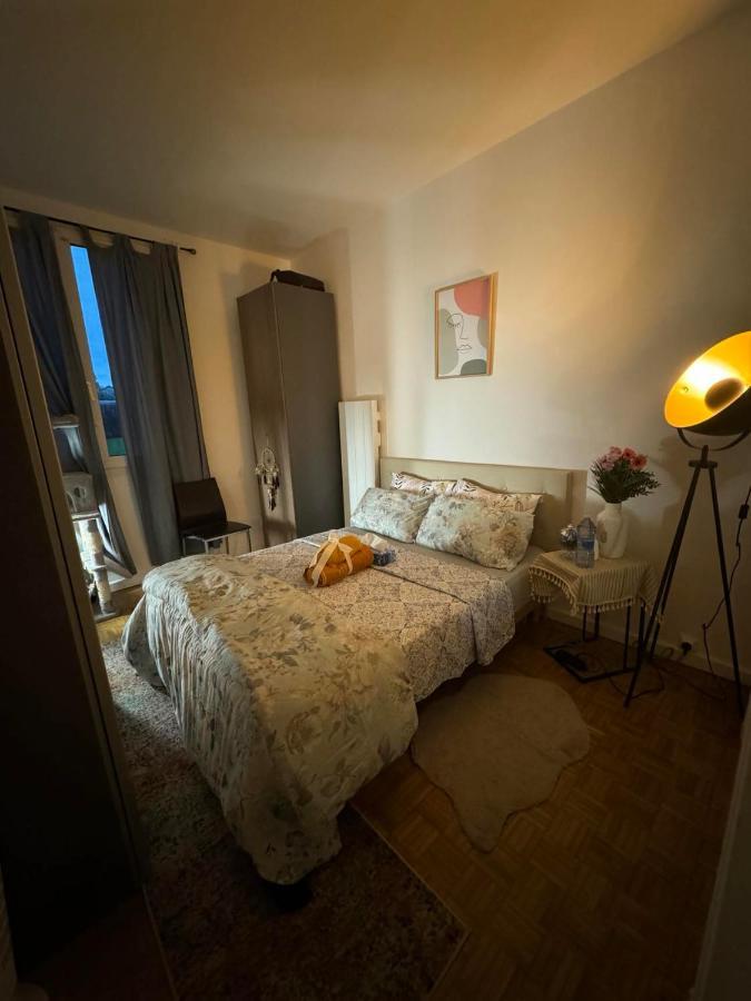 Near Castle Of Versailles Cozy Room With Breakfast And Parking Kültér fotó